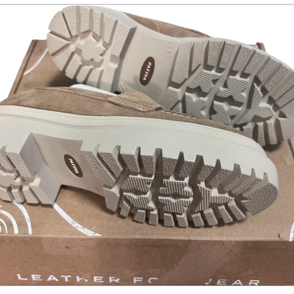 New In Box. Portland Leather Patina Zoe Chunky Loafer in Taupe suede.  Size 7 - Picture 5 of 8